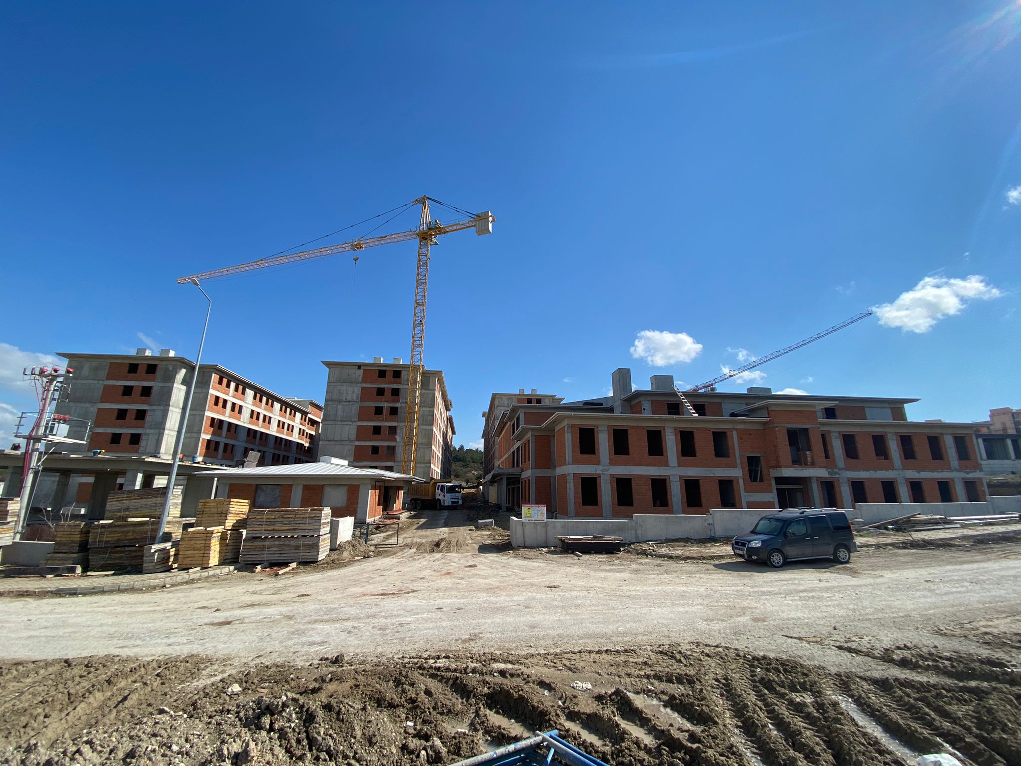 T.C. GENÇLİK VE SPOR BAKANLIĞI KREDİ VE YURTLAR KURUMU BALIKESİR 1500 KİŞİLİK YURT YERLEŞKESİ 2.ETAP İŞİ